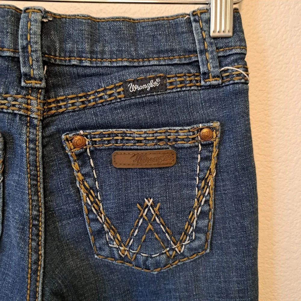 Wrangler Girls Dark Wash Bootcut Western Jeans with Contrast Stitching Size 7